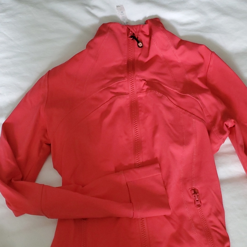 SOLD Lulu Lemon Zip-up Sweater Size 6